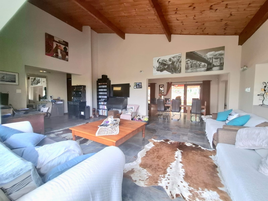 3 Bedroom Property for Sale in Beacon Bay North Eastern Cape